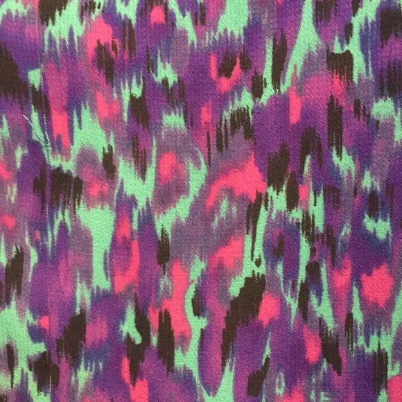 I ❤️ RONSON Cool Spring/Summer Abstract Design Fully Lined Ruffle Fly-Away Top - Picture 13 of 16